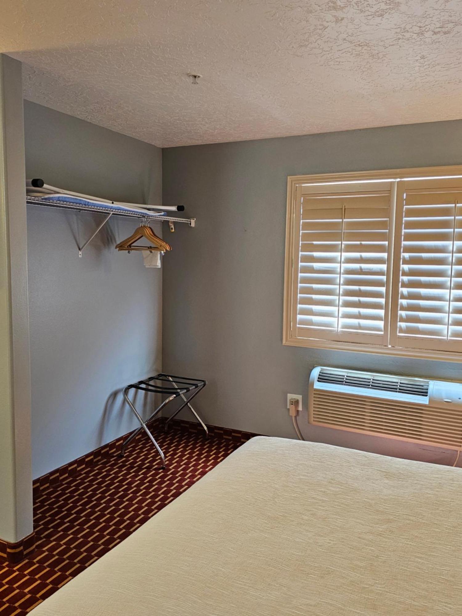 Executive Inn & Suites Extended Stay - Vernal Εξωτερικό φωτογραφία