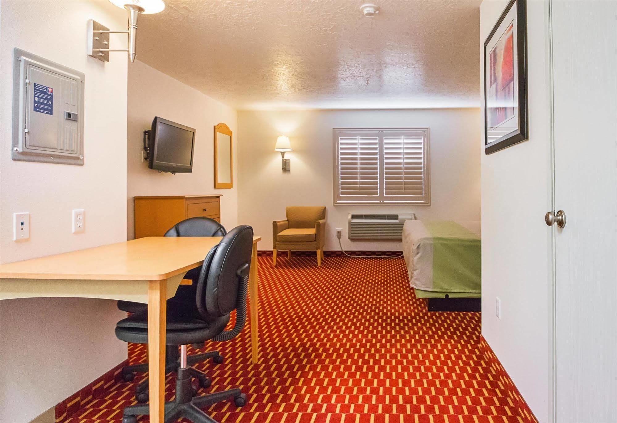 Executive Inn & Suites Extended Stay - Vernal Δωμάτιο φωτογραφία