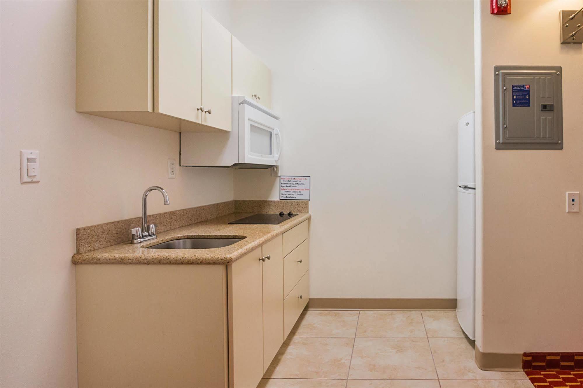 Executive Inn & Suites Extended Stay - Vernal Δωμάτιο φωτογραφία