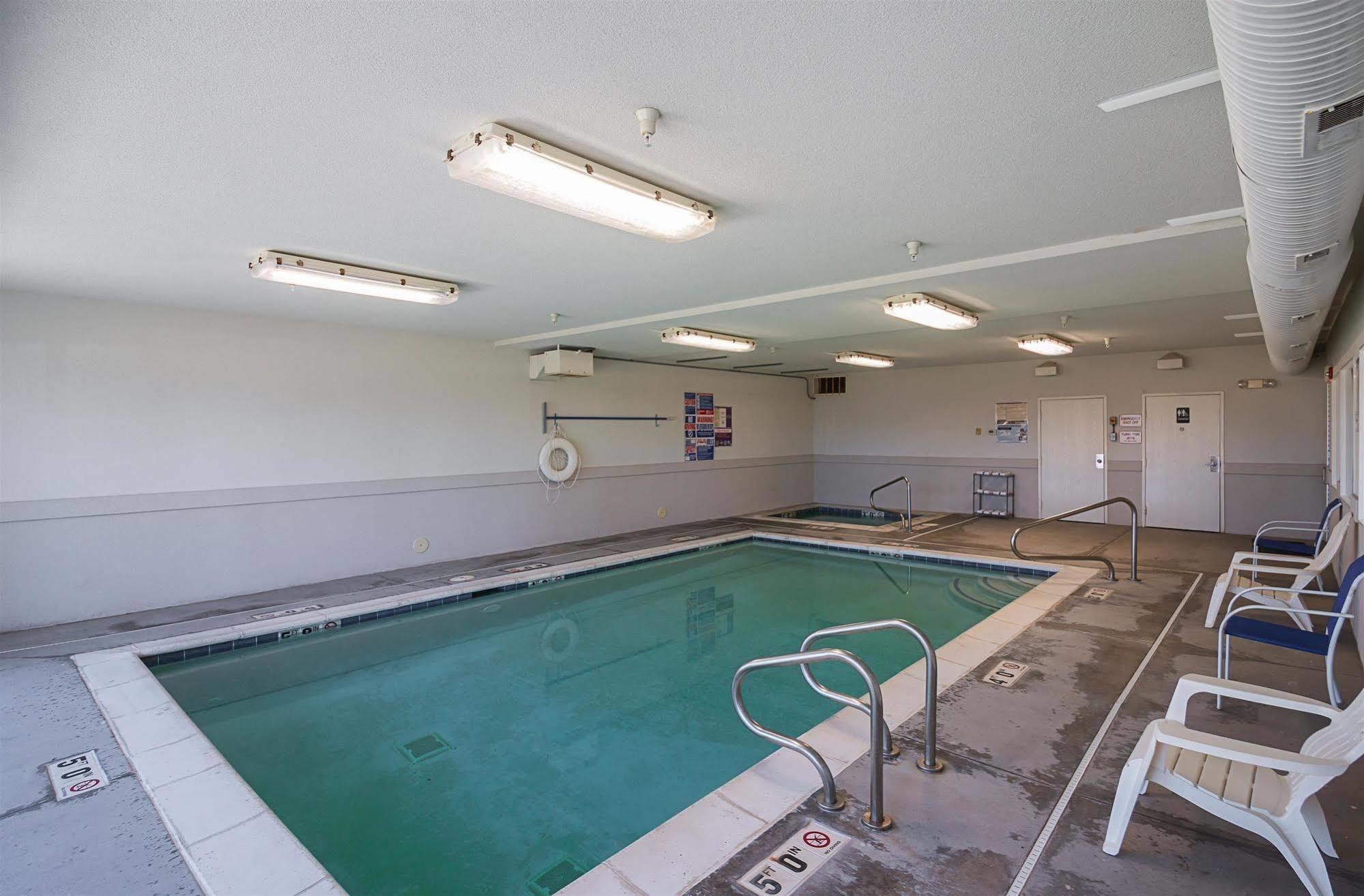 Executive Inn & Suites Extended Stay - Vernal Ανέσεις φωτογραφία